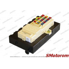 Блок предохранителей салонный Блок предохранителей салонный